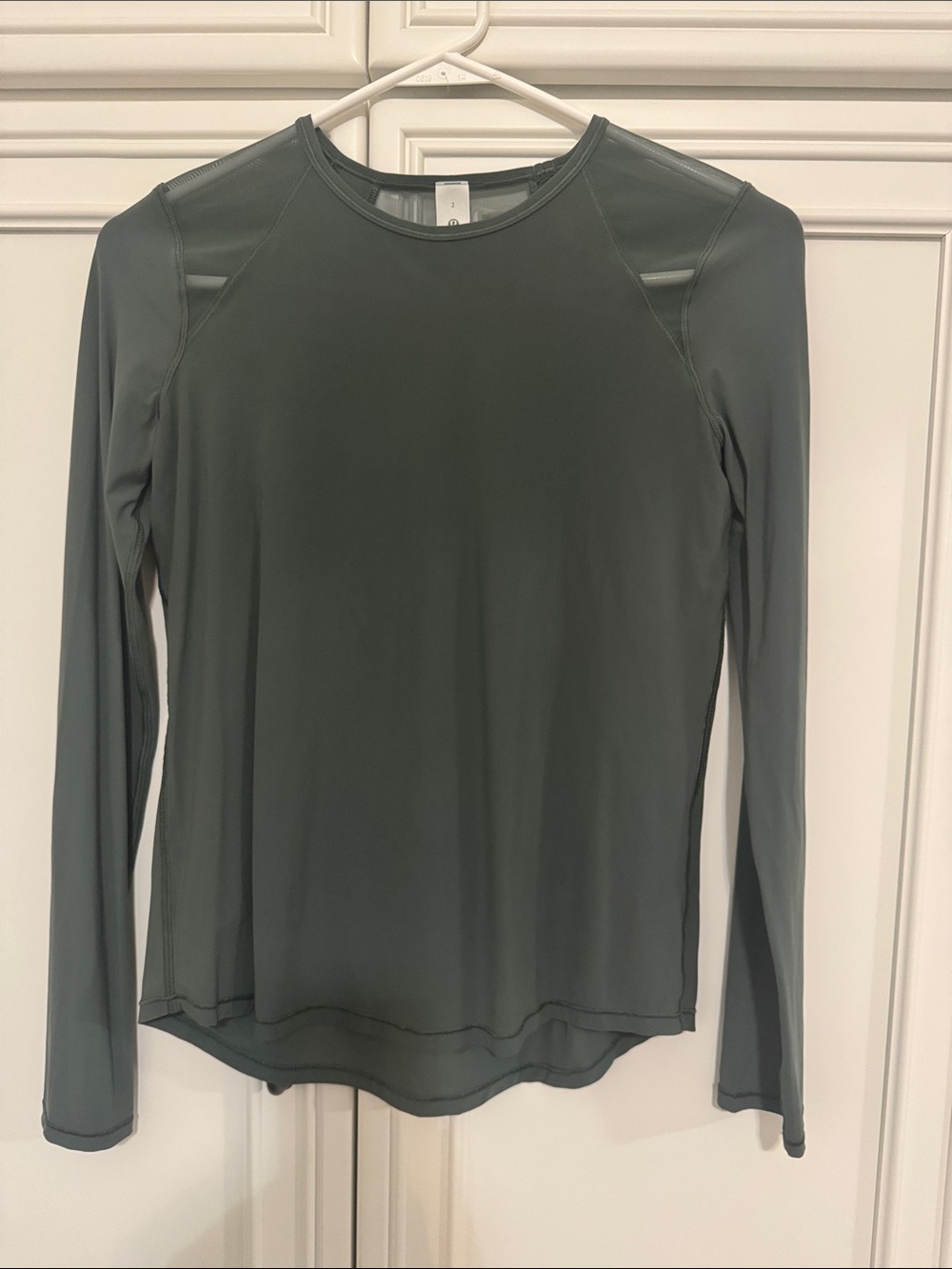 Lululemon mesh insert top- Slate Green